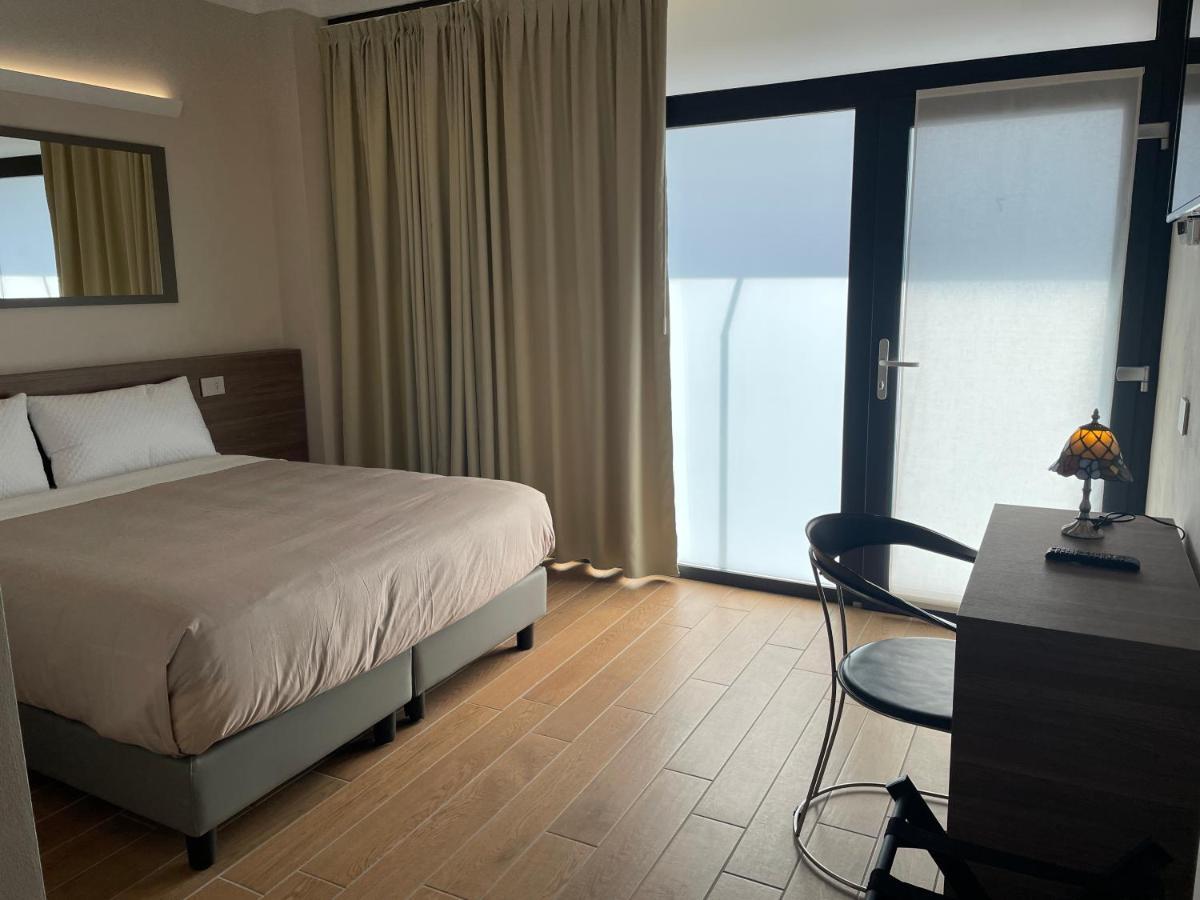 Villoresi Rooms Castano Primo Eksteriør bilde